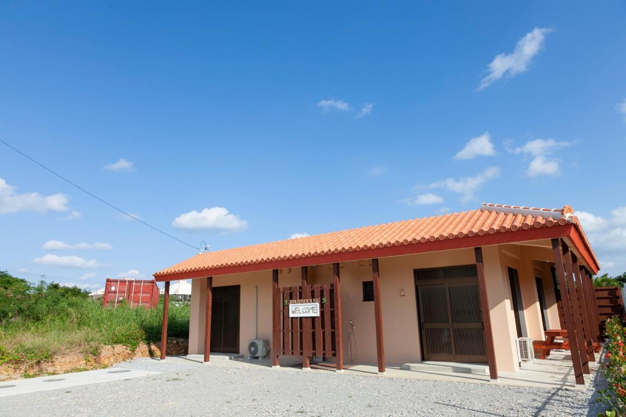 Jin Jin House Lägenhet Nakijin Exteriör bild